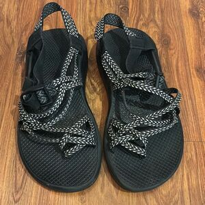 Chaco black sandals hiking sandals size 9